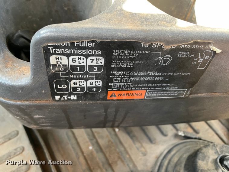 image for item MR9411 2013 International Lonestar  semi truck