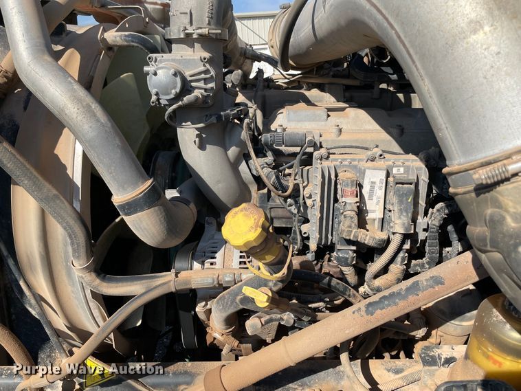 image for item MR9411 2013 International Lonestar  semi truck