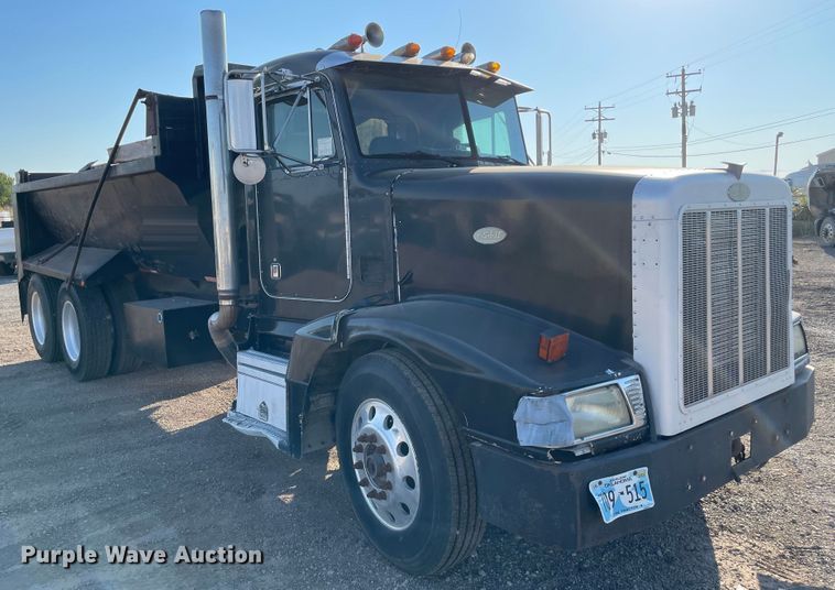 image for item MR9412 1994 Peterbilt 377  dump truck