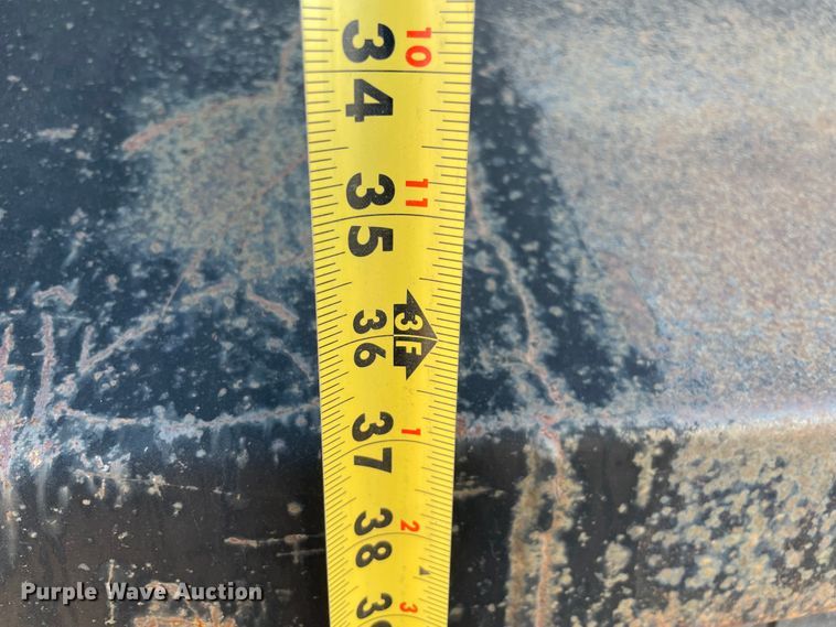 image for item MR9412 1994 Peterbilt 377  dump truck