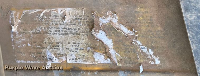 image for item MR9412 1994 Peterbilt 377  dump truck