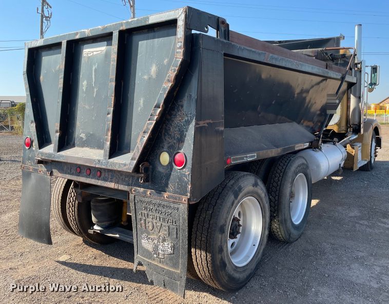 image for item MR9413 1998 Peterbilt 377  dump truck