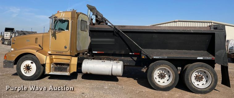 image for item MR9413 1998 Peterbilt 377  dump truck