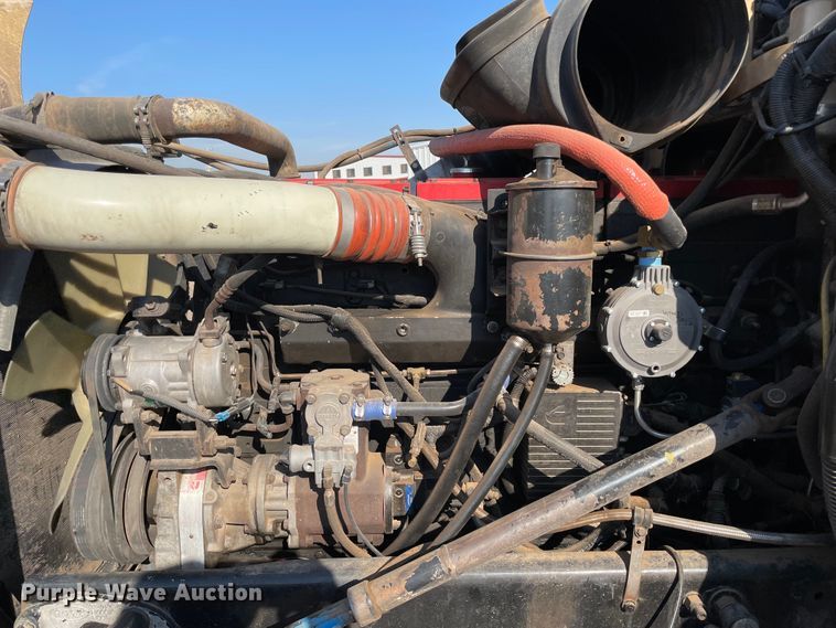 image for item MR9413 1998 Peterbilt 377  dump truck