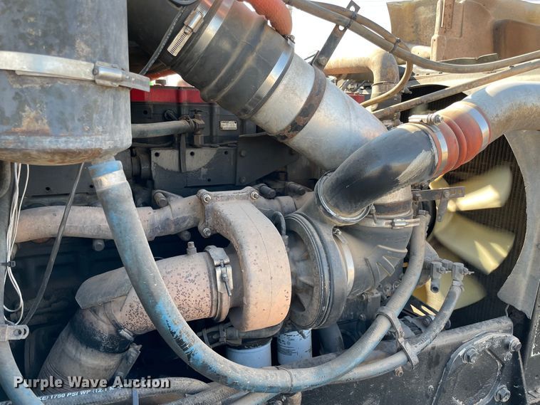 image for item MR9413 1998 Peterbilt 377  dump truck