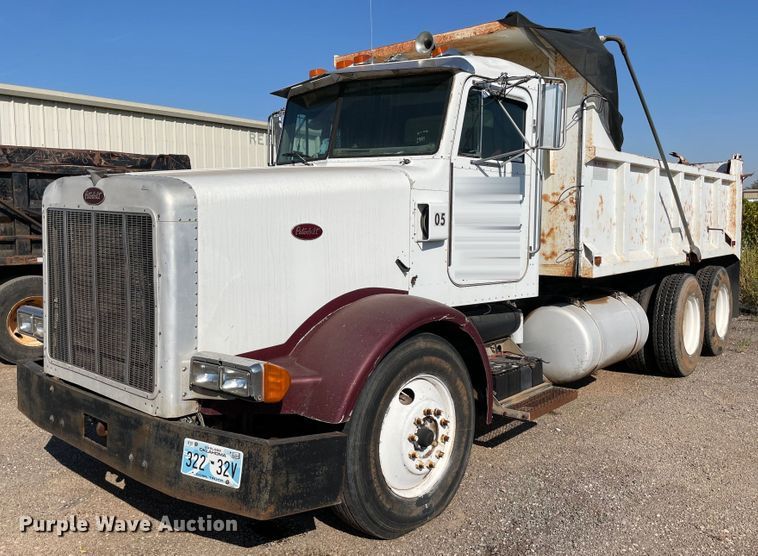 image for item MR9414 1989 Peterbilt 378  dump truck