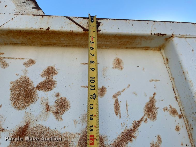 image for item MR9414 1989 Peterbilt 378  dump truck