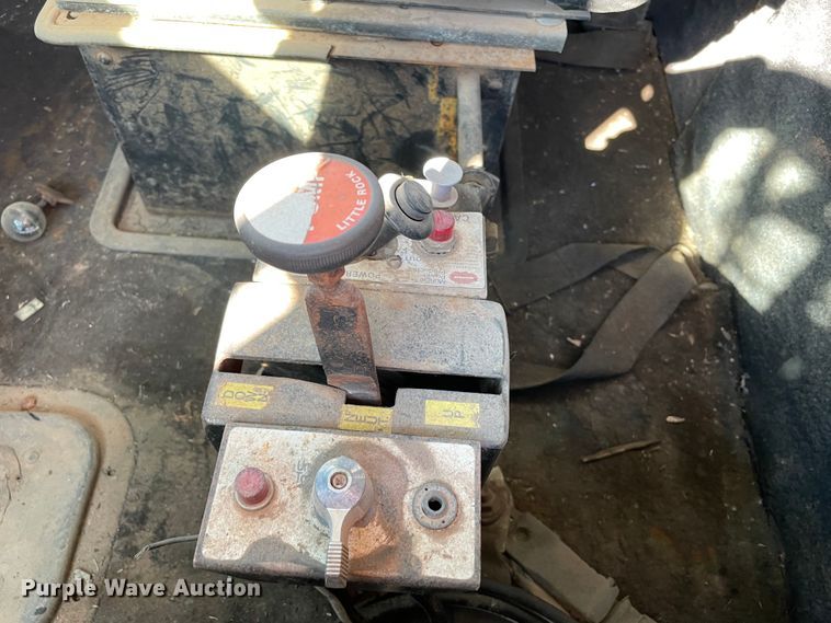 image for item MR9414 1989 Peterbilt 378  dump truck