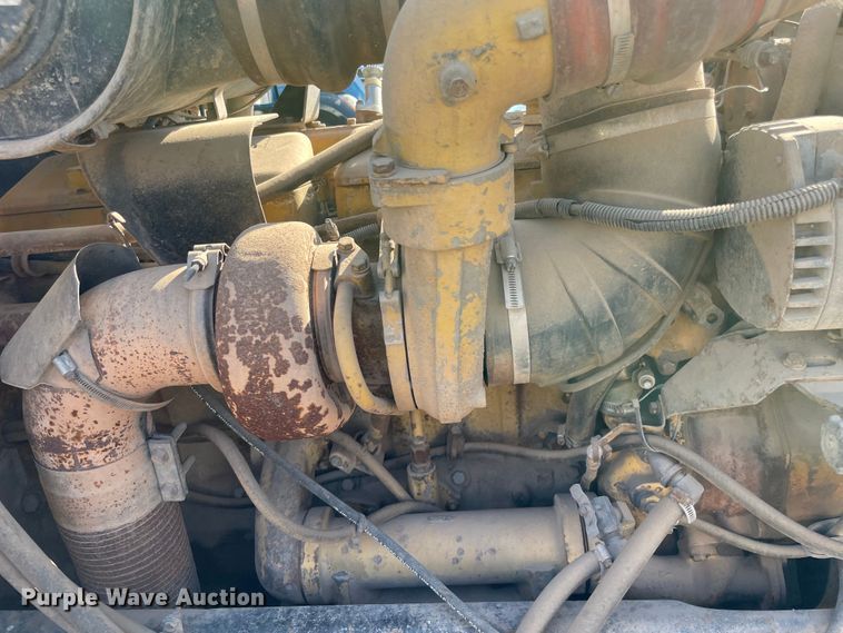 image for item MR9414 1989 Peterbilt 378  dump truck