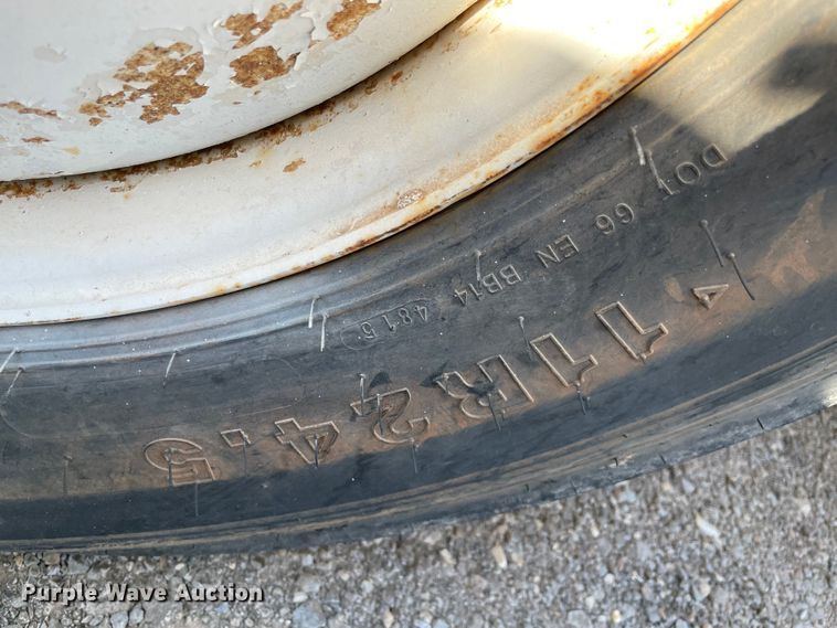 image for item MR9414 1989 Peterbilt 378  dump truck