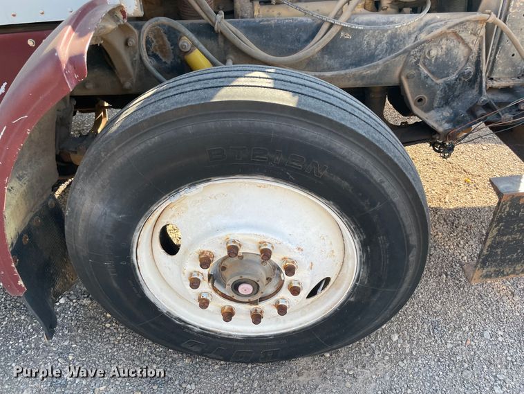 image for item MR9414 1989 Peterbilt 378  dump truck