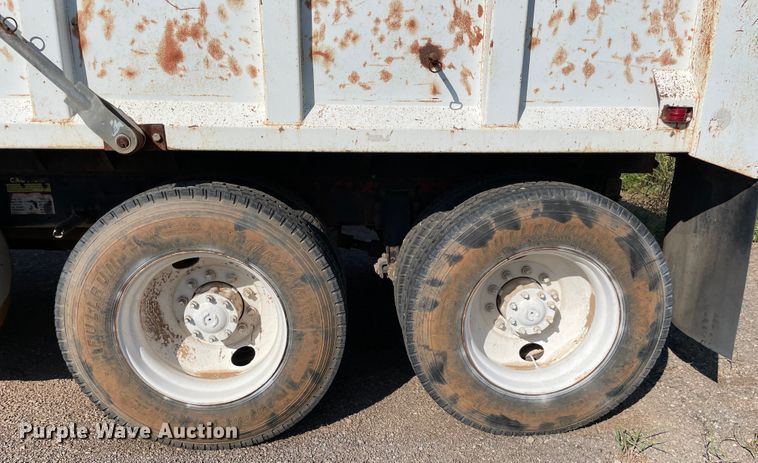 image for item MR9414 1989 Peterbilt 378  dump truck