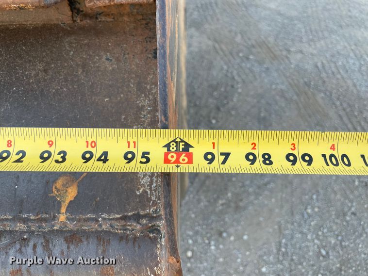 image for item MR9415 2000 Mack CH613  dump truck