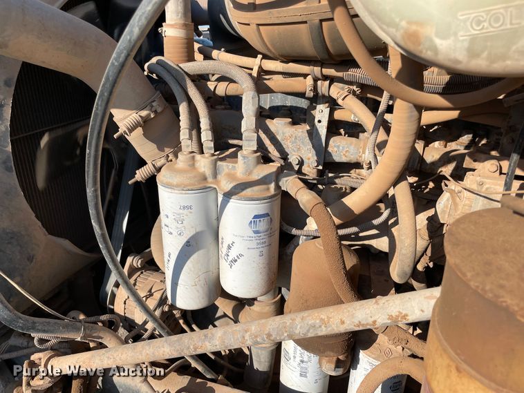 image for item MR9415 2000 Mack CH613  dump truck