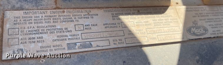 image for item MR9415 2000 Mack CH613  dump truck