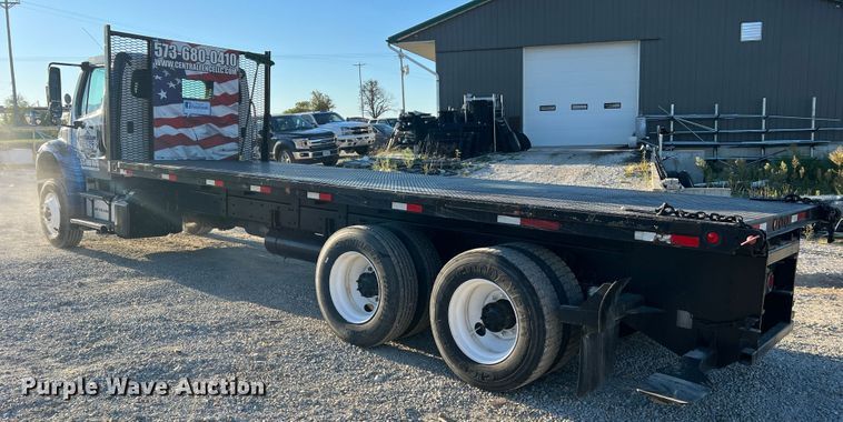 image for item MR9915 2015 Freightliner Business Class M2  flatbed truck