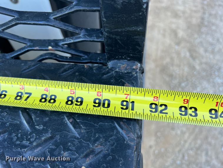 image for item MR9915 2015 Freightliner Business Class M2  flatbed truck