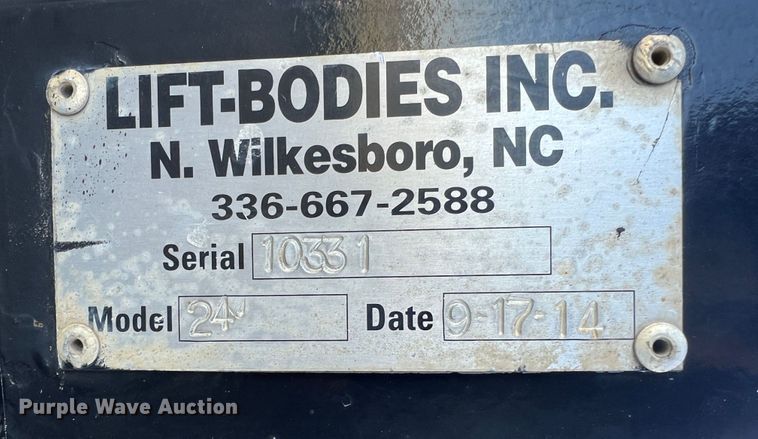 image for item MR9915 2015 Freightliner Business Class M2  flatbed truck