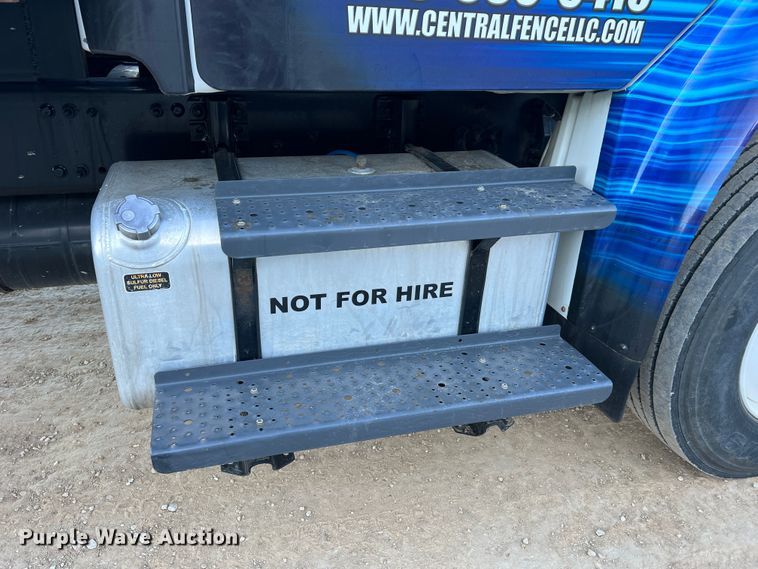 image for item MR9915 2015 Freightliner Business Class M2  flatbed truck