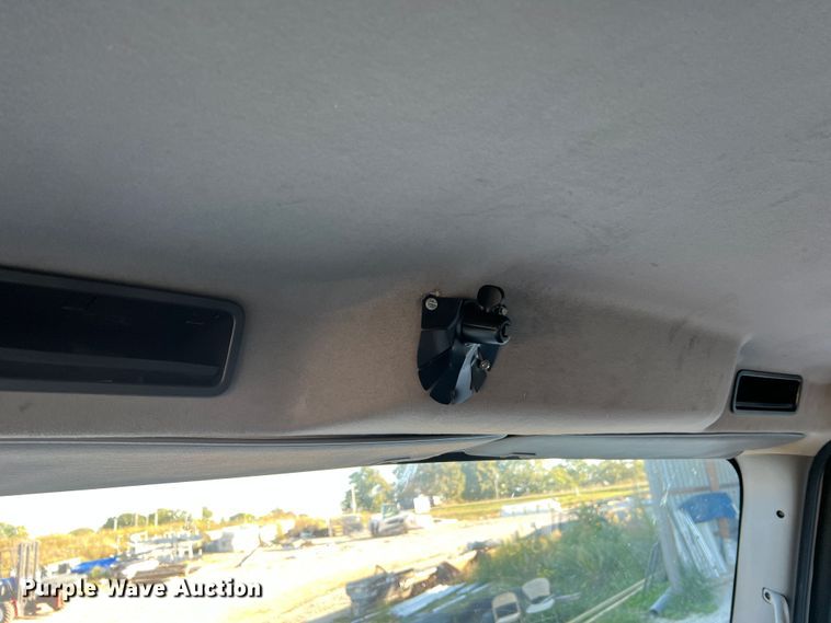 image for item MR9915 2015 Freightliner Business Class M2  flatbed truck