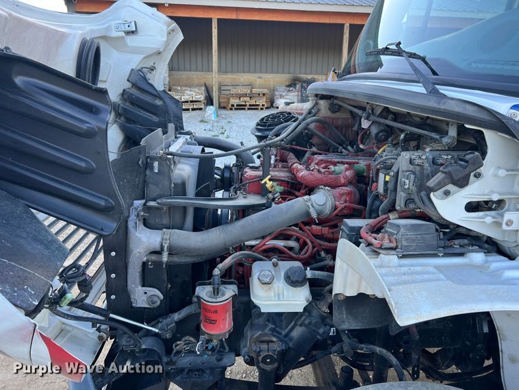 image for item MR9915 2015 Freightliner Business Class M2  flatbed truck