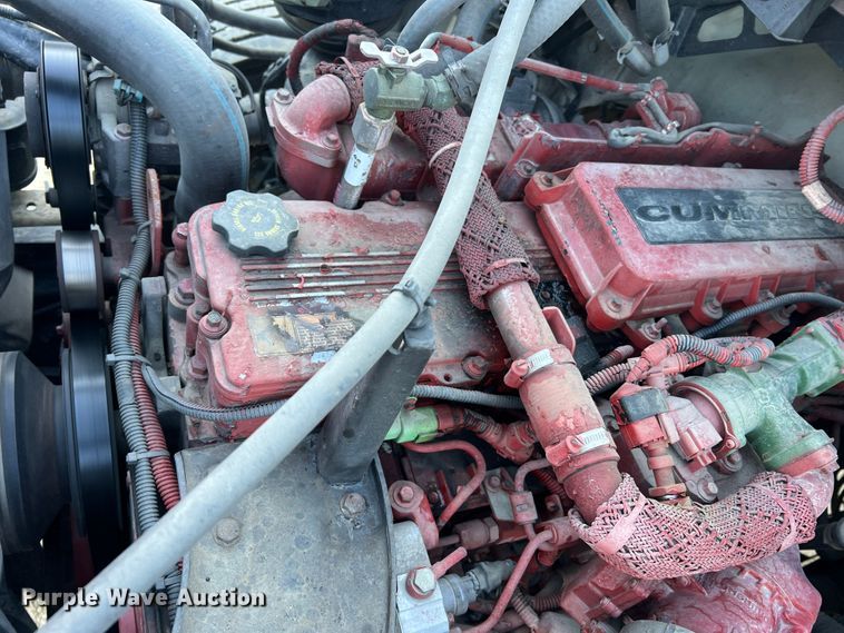 image for item MR9915 2015 Freightliner Business Class M2  flatbed truck