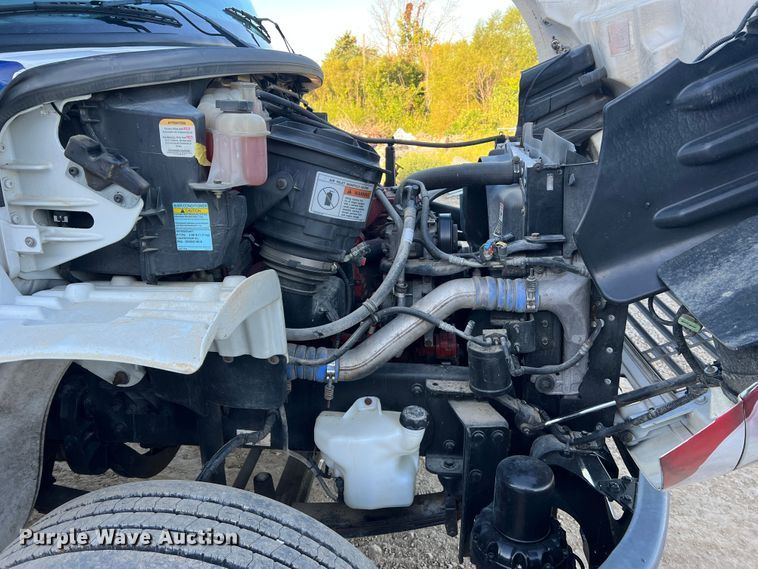 image for item MR9915 2015 Freightliner Business Class M2  flatbed truck