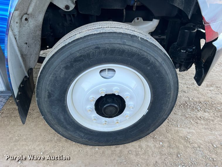 image for item MR9915 2015 Freightliner Business Class M2  flatbed truck