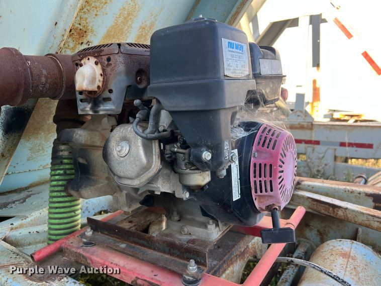 image for item MR9940 1978 Freuhauf  pneumatic dry bulk trailer