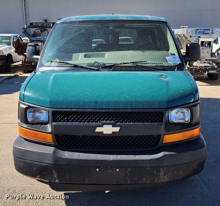 image for item DC6179 2006 Chevrolet Express 1500  van