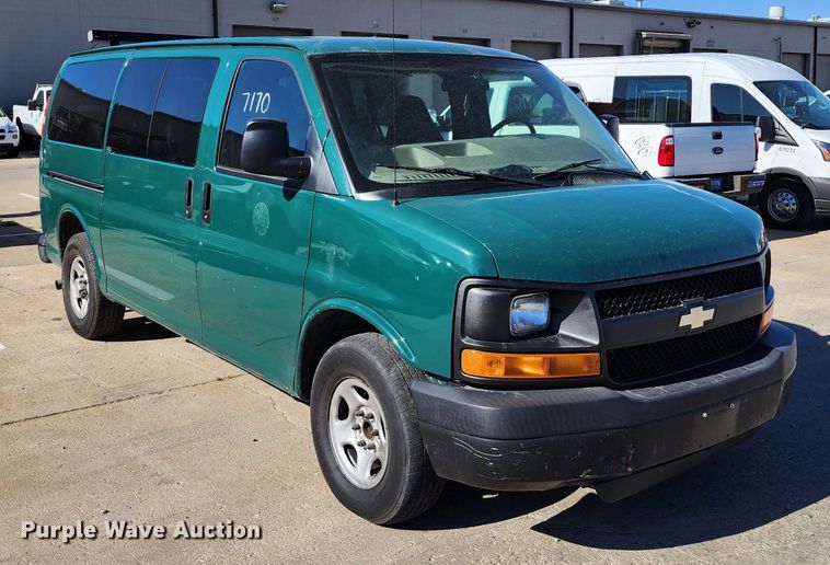 image for item DC6179 2006 Chevrolet Express 1500  van