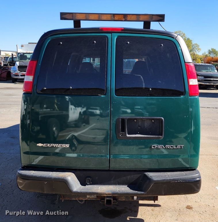 image for item DC6179 2006 Chevrolet Express 1500  van