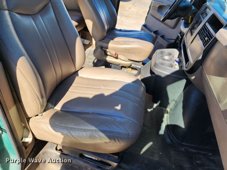 image for item DC6179 2006 Chevrolet Express 1500  van