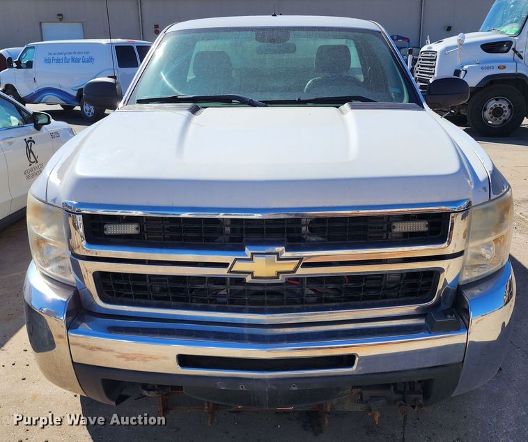 image for item DC6182 2009 Chevrolet Silverado 3500HD  pickup truck
