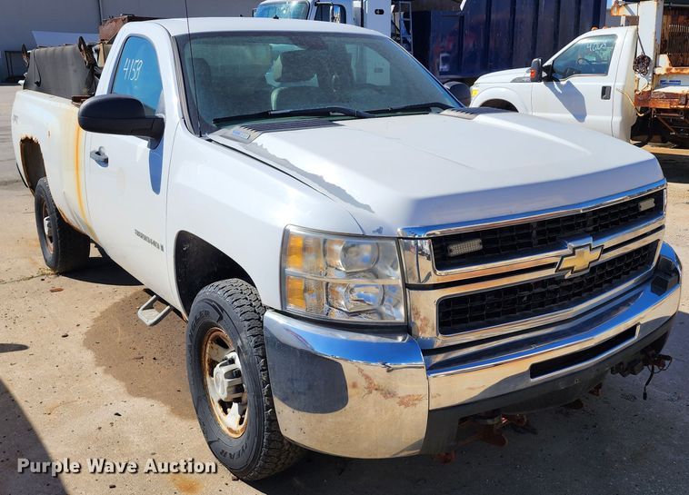 image for item DC6182 2009 Chevrolet Silverado 3500HD  pickup truck