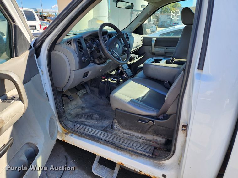 image for item DC6182 2009 Chevrolet Silverado 3500HD  pickup truck