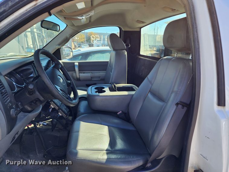 image for item DC6182 2009 Chevrolet Silverado 3500HD  pickup truck