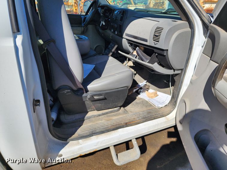 image for item DC6182 2009 Chevrolet Silverado 3500HD  pickup truck