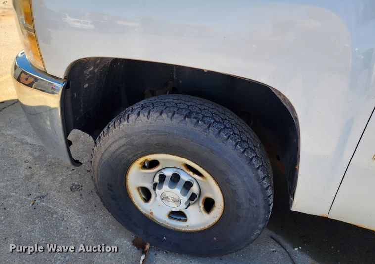 image for item DC6182 2009 Chevrolet Silverado 3500HD  pickup truck