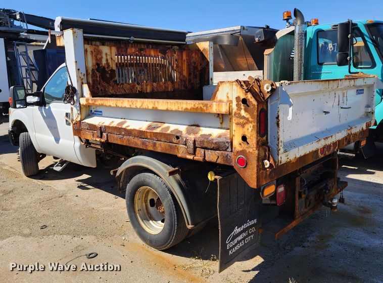 image for item DC6183 2011 Ford F350 Super Duty XL  dump bed pickup truck