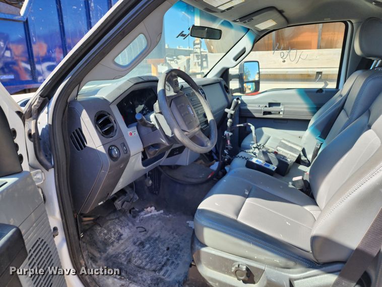 image for item DC6183 2011 Ford F350 Super Duty XL  dump bed pickup truck