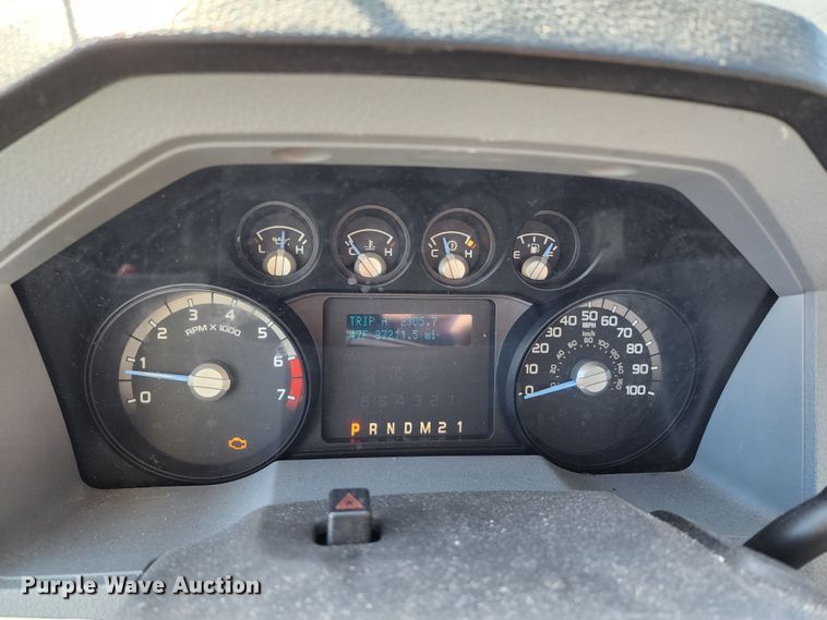 image for item DC6183 2011 Ford F350 Super Duty XL  dump bed pickup truck