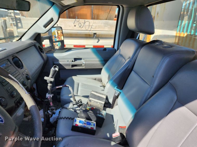 image for item DC6183 2011 Ford F350 Super Duty XL  dump bed pickup truck