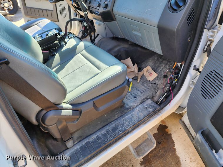 image for item DC6183 2011 Ford F350 Super Duty XL  dump bed pickup truck