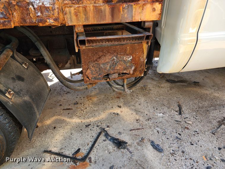 image for item DC6183 2011 Ford F350 Super Duty XL  dump bed pickup truck