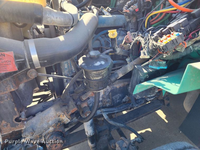 image for item DC6184 2007 International 7300  dump truck