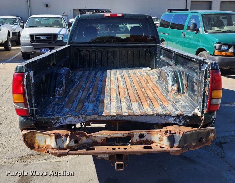 image for item DC6185 2002 Chevrolet Silverado 1500  pickup truck