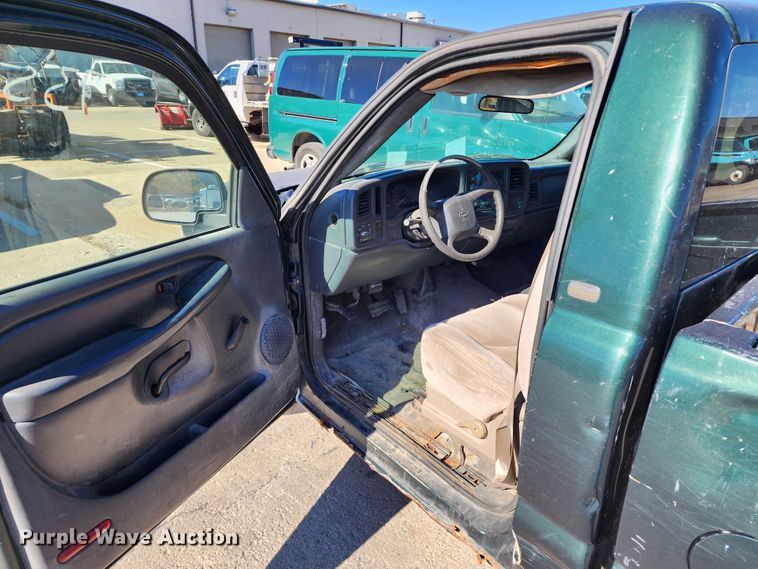 image for item DC6185 2002 Chevrolet Silverado 1500  pickup truck