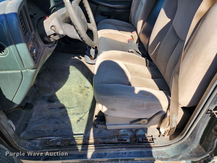 image for item DC6185 2002 Chevrolet Silverado 1500  pickup truck