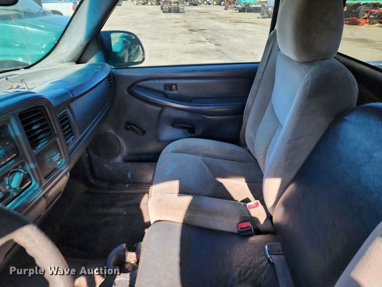 image for item DC6185 2002 Chevrolet Silverado 1500  pickup truck